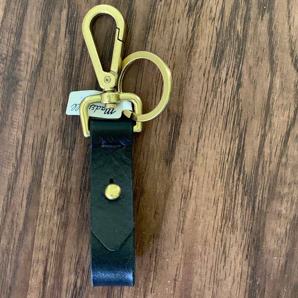 Madewell front door key fob - Picture 7 of 8